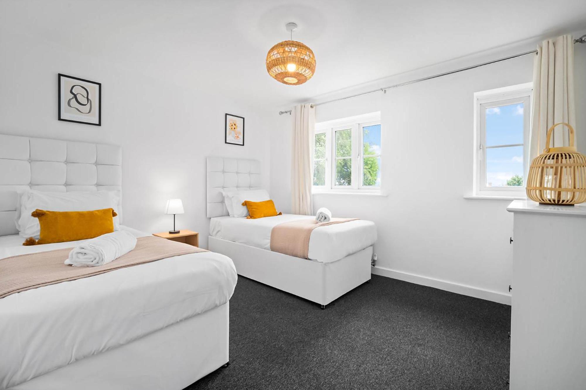2 Bedroom House - Garden & Parking 2Gm - Wifi Birmingham Extérieur photo